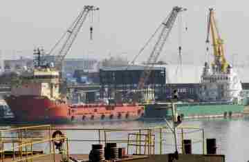  Balança comercial tem superávit mais baixo para março desde 2020 